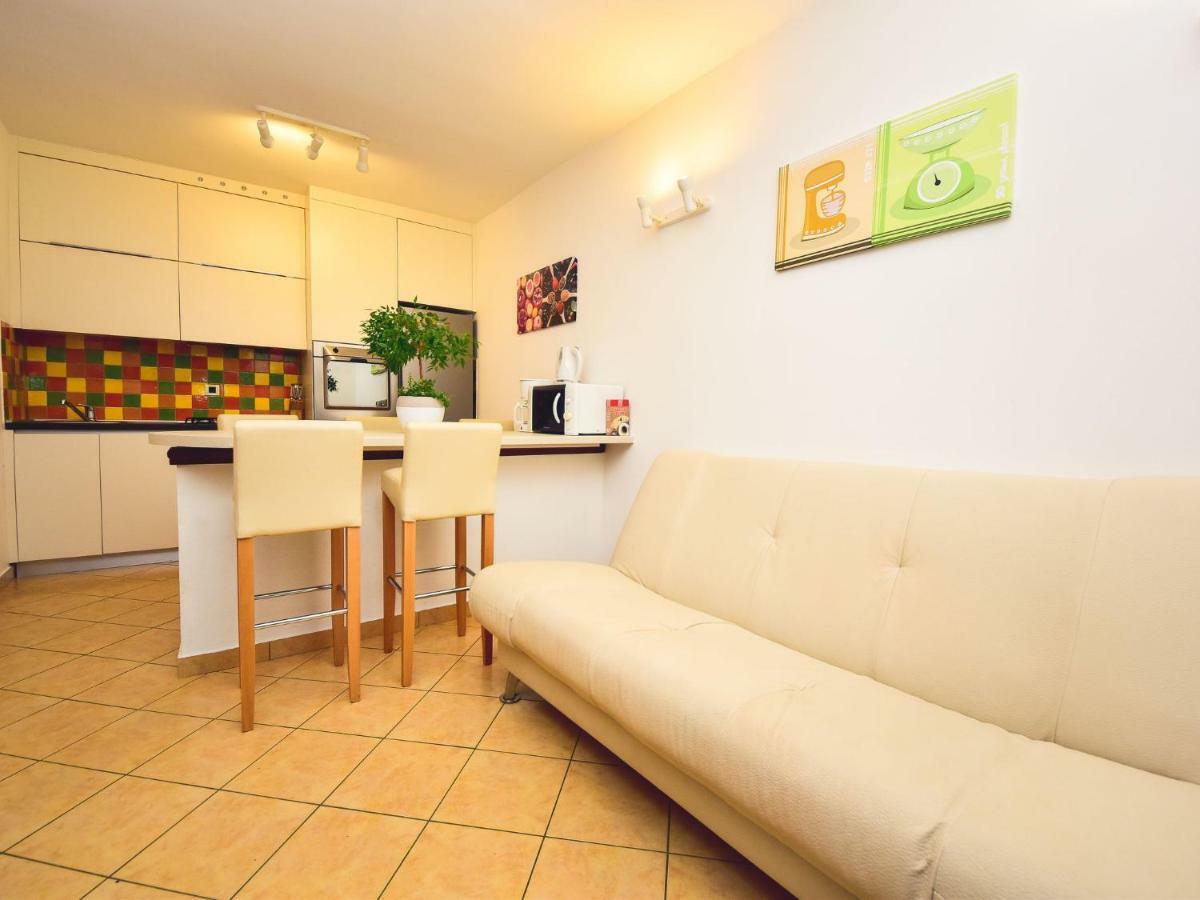 Apartment Anica-1 By Interhome Diklo Esterno foto